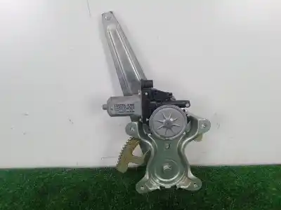 Second-hand car spare part rear right window regulator for toyota hilux vii pick-up (_n1_, _n2_, _n3_) 2.5 d-4d (kun15, kun35) oem iam references 698300k041 - 692n Second-hand car spare part rear right window regulator for toyota hilux vii pick-up (_n1_, _n2_, _n3_) 2.5 d-4d (kun15, kun35) oem iam references 698300k041 - 692n