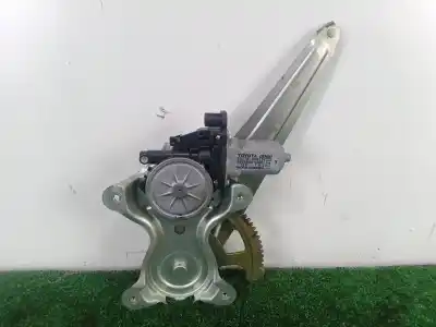 Second-hand car spare part rear left window regulator for toyota hilux vii pick-up (_n1_, _n2_, _n3_) 2.5 d-4d (kun15, kun35) oem iam references 698400k041 - 692n Second-hand car spare part rear left window regulator for toyota hilux vii pick-up (_n1_, _n2_, _n3_) 2.5 d-4d (kun15, kun35) oem iam references 698400k041 - 692n