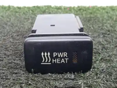 Second-hand car spare part switch for toyota hilux vii pick-up (_n1_, _n2_, _n3_) 2.5 d-4d (kun15, kun35) oem iam references 15a333 Second-hand car spare part switch for toyota hilux vii pick-up (_n1_, _n2_, _n3_) 2.5 d-4d (kun15, kun35) oem iam references 15a333