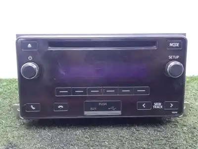Second-hand car spare part audio system / radio cd for toyota hilux vii pick-up (_n1_, _n2_, _n3_) 2.5 d-4d (kun15, kun35) oem iam references 8612060n20 - bs300025 - ft0052a Second-hand car spare part audio system / radio cd for toyota hilux vii pick-up (_n1_, _n2_, _n3_) 2.5 d-4d (kun15, kun35) oem iam references 8612060n20 - bs300025 - ft0052a