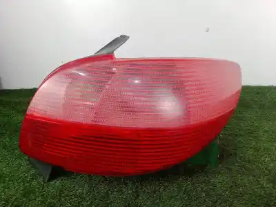 Pezzo di ricambio per auto di seconda mano LUCI POSTERIORI DESTRA per PEUGEOT 206 FASTBACK (2A/C)  Riferimenti OEM IAM  1.SERIE 