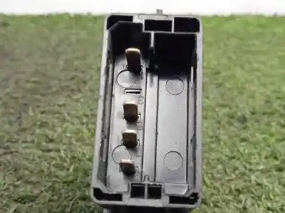Second-hand car spare part headlights switch for renault midlum 4.8 diesel oem iam references 7420818755  