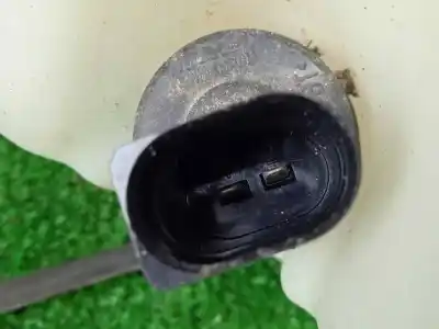 Peça sobressalente para automóvel em segunda mão depósito do limpa vidros por iveco daily furgón 2.3 diesel cat referências oem iam 5801566048  