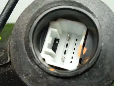 Автозапчастина б/у замок дверей заднього лівого для toyota hilux vii pick-up (_n1_, _n2_, _n3_) 2.5 d-4d (kun15, kun35) посилання на oem iam    Автозапчастина б/у замок дверей заднього лівого для toyota hilux vii pick-up (_n1_, _n2_, _n3_) 2.5 d-4d (kun15, kun35) посилання на oem iam