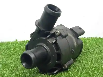 Second-hand car spare part water pump for skoda fabia combi 1.4 tdi dpf oem iam references 5c0965561