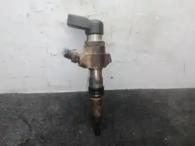 Recambio de automóvil de segunda mano de INYECTOR para PEUGEOT 206 BERLINA  referencias OEM IAM 9655304880  