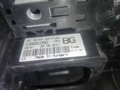 Pezzo di ricambio per auto di seconda mano scatola relè/fusibili per opel corsa e (x15) 1.4 (08, 68) riferimenti oem iam 525230582 - 13491092   Pezzo di ricambio per auto di seconda mano scatola relè/fusibili per opel corsa e (x15) 1.4 (08, 68) riferimenti oem iam 525230582 - 13491092