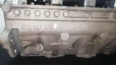 Pièce détachée automobile d'occasion Culasse Du Moteur pour VOLKSWAGEN GOLF IV BERLINA (1J1) 1.9 TDI Références OEM IAM 038103373R  