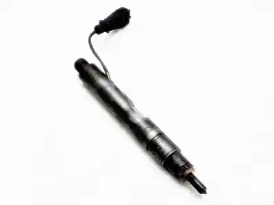 Tweedehands auto-onderdeel Injector voor RENAULT MEGANE I CLASSIC (LA0) 1.9 dTi Diesel CAT OEM IAM-referenties 0432193754 - 7700875035  