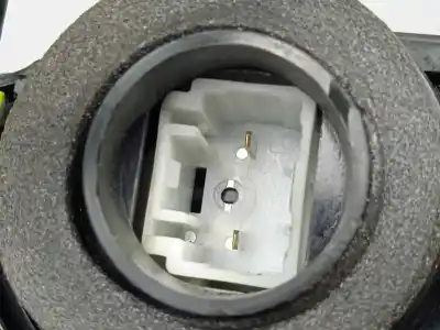 Pièce détachée automobile d'occasion serrure de porte arrière gauche pour toyota yaris (ksp9/scp9/nlp9) 1.4 turbodiesel cat références oem iam   