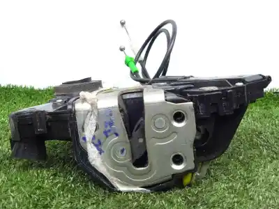 Автозапчастина б/у замок передніх дверей лівий для toyota yaris (ksp9/scp9/nlp9) 1.4 turbodiesel cat посилання на oem iam   