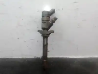 Pezzo di ricambio per auto di seconda mano INIETTORE per FORD FIESTA VI (CB1, CCN) 1.6 TDCI Riferimenti OEM IAM 0445110239  
