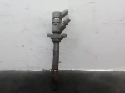 Pezzo di ricambio per auto di seconda mano INIETTORE per FORD FIESTA VI (CB1, CCN) 1.6 TDCI Riferimenti OEM IAM 0445110239  