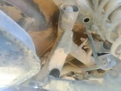 Peça sobressalente para automóvel em segunda mão charrió / suporte de eixo de trás por jeep patriot 2.0 crd cat referências oem iam 