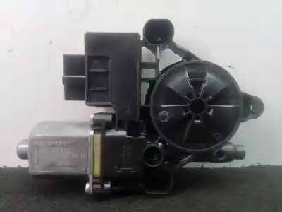 Pezzo di ricambio per auto di seconda mano MOTORE ALZACRISTALLI POSTERIORE DESTRO per SEAT LEON ST (5F8)  Riferimenti OEM IAM 5Q0959812E - 0130822724  