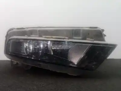 Second-hand car spare part right fog light for seat leon st (5f8) 1.6 tdi oem iam references 1nd01259802 - 575941702