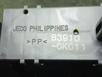 Second-hand car spare part speedometer for toyota hilux vii pick-up (_n1_, _n2_, _n3_) 2.5 d-4d (kun15, kun35) oem iam references 839100k011 - 554780k010   Second-hand car spare part speedometer for toyota hilux vii pick-up (_n1_, _n2_, _n3_) 2.5 d-4d (kun15, kun35) oem iam references 839100k011 - 554780k010