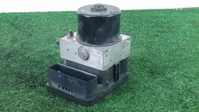 Peça sobressalente para automóvel em segunda mão ABS por VOLVO S40 II (544) 2.0 D Referências OEM IAM 30793903 - 10096004333  