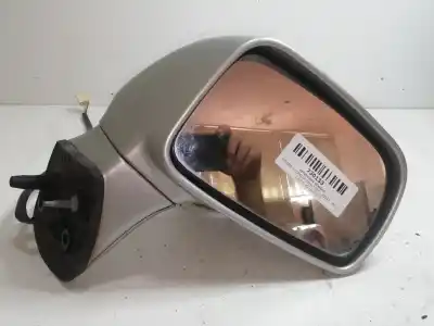 Pièce détachée automobile d'occasion RÉTROVISEUR DROIT pour TOYOTA COROLLA VERSO (ZER_, ZZE12_, R1_) 2.2 D-4D (AUR10_) Références OEM IAM   