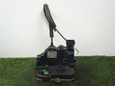 Pezzo di ricambio per auto di seconda mano serratura porta anteriore sinistra per fiat grande punto (199_) 1.9 d multijet riferimenti oem iam 55702897 - 2206061217 - c869