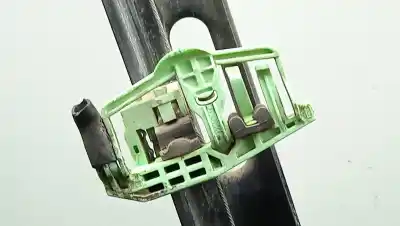 Second-hand car spare part passenger side right window regulator for bmw 3 compact (e46) 316 ti oem iam references 8251330  