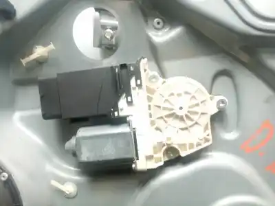 İkinci el araba yedek parçası ön sag pencere regülatörü için seat toledo ii (1m2) 1.9 tdi oem iam referansları 1m0837756 - 113958  
