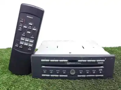 İkinci el araba yedek parçası Ses Sistemi / Radyo Cd için RENAULT ESPACE IV (JK0/1_) 3.5 V6 (JK00 JK0F JK0P JK0S JK0W) OEM IAM referansları 8200089153A - ALR92S40224  