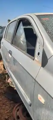 Автозапчастина б/у передні праві двері для hyundai getz (tb) 1.1 посилання на oem iam    Автозапчастина б/у передні праві двері для hyundai getz (tb) 1.1 посилання на oem iam