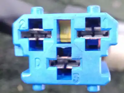 Pezzo di ricambio per auto di seconda mano interruttore di avviamento per peugeot 206 fastback (2a/c) 1.4 hdi eco 70 riferimenti oem iam   