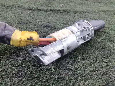 Pezzo di ricambio per auto di seconda mano interruttore di avviamento per peugeot 206 fastback (2a/c) 1.4 hdi eco 70 riferimenti oem iam   