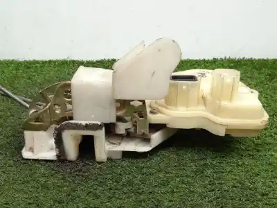 Second-hand car spare part left front door lock for honda civic vii hatchback (eu, ep, ev) 1.6 i (ep2, eu8, eu6) oem iam references   