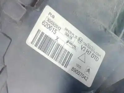 Second-hand car spare part right headlight for citroen c8 2.2 hdi 16v premier ii oem iam references 89007042  