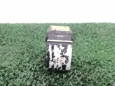 Peça sobressalente para automóvel em segunda mão botão / interruptor elevador vidro traseiro direito por audi a4 b6 (8e2) 2.5 tdi quattro referências oem iam 8z0959855