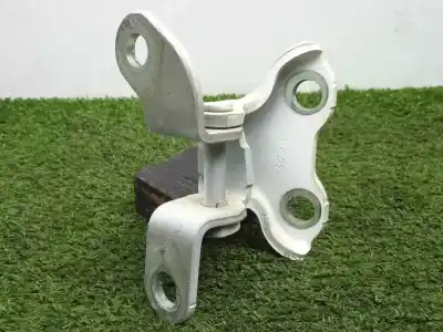 Piesă de schimb auto la mâna a doua balama pentru toyota auris (_e15_) 1.4 d-4d (nde150_) referințe oem iam 687500h010