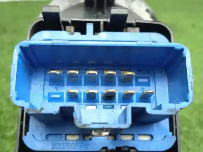 Peça sobressalente para automóvel em segunda mão botão / interruptor elevador vidro dianteiro esquerdo por renault megane ii (bm0/1_, cm0/1_) 1.5 dci (bm1f, cm1f) referências oem iam 156018090   Peça sobressalente para automóvel em segunda mão botão / interruptor elevador vidro dianteiro esquerdo por renault megane ii (bm0/1_, cm0/1_) 1.5 dci (bm1f, cm1f) referências oem iam 156018090