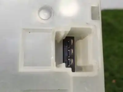 Peça sobressalente para automóvel em segunda mão botão / interruptor elevador vidro dianteiro esquerdo por nissan qashqai / qashqai +2 i (j10, nj10, jj10e) 1.5 dci referências oem iam 25401jd00b  