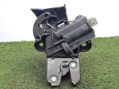 Peça sobressalente para automóvel em segunda mão fechadura do mala por audi a4 berlina (8e) 2.0 tdi 16v (103kw) referências oem iam 4f5827505c