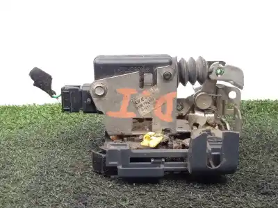 Second-hand car spare part LEFT FRONT DOOR LOCK for DACIA DUSTER (HS_)  OEM IAM references 8200735227  