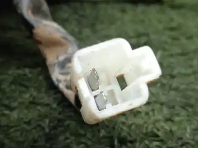 Pièce détachée automobile d'occasion serrure de porte arrière gauche pour ford ranger (er, eq, r_) 2.5 td 4x4 références oem iam    Pièce détachée automobile d'occasion serrure de porte arrière gauche pour ford ranger (er, eq, r_) 2.5 td 4x4 références oem iam