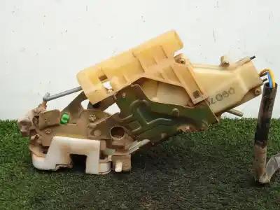 Pièce détachée automobile d'occasion serrure de porte arrière gauche pour ford ranger (er, eq, r_) 2.5 td 4x4 références oem iam    Pièce détachée automobile d'occasion serrure de porte arrière gauche pour ford ranger (er, eq, r_) 2.5 td 4x4 références oem iam