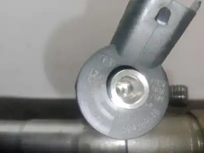 Second-hand car spare part injector for iveco daily vi furgón 33s15, 35s15, 35c15 oem iam references 0445110418 - 504389548  