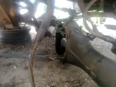 Second-hand car spare part rear axle for toyota hilux vii pick-up (_n1_, _n2_, _n3_) 2.5 d-4d (kun15, kun35) oem iam references  Second-hand car spare part rear axle for toyota hilux vii pick-up (_n1_, _n2_, _n3_) 2.5 d-4d (kun15, kun35) oem iam references