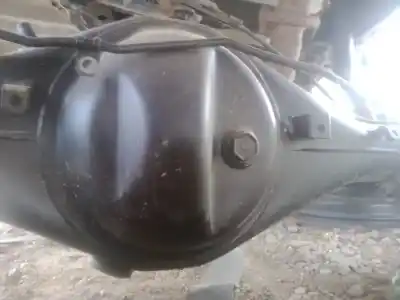 Second-hand car spare part rear axle for toyota hilux vii pick-up (_n1_, _n2_, _n3_) 2.5 d-4d (kun15, kun35) oem iam references    Second-hand car spare part rear axle for toyota hilux vii pick-up (_n1_, _n2_, _n3_) 2.5 d-4d (kun15, kun35) oem iam references