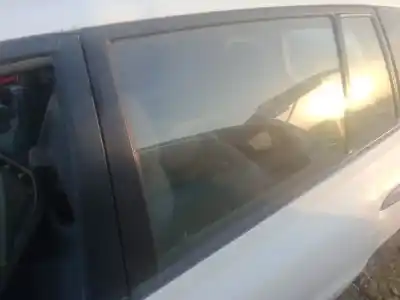Peça sobressalente para automóvel em segunda mão vidro traseiro esquerdo por kia rio (bc) 1.3 referências oem iam   