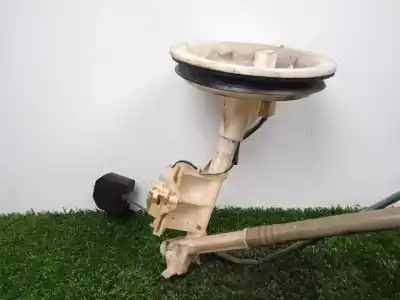 Pièce détachée automobile d'occasion capteur niveau de carburant pour audi allroad quattro (4b5) 2.5 tdi (132kw) références oem iam 4b0201318c