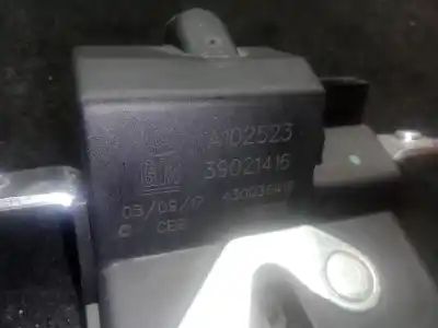 Pezzo di ricambio per auto di seconda mano baule / serratura del cancello per opel corsa e (x15) 1.4 (08, 68) riferimenti oem iam 39021416 - 430036418 - a102523   Pezzo di ricambio per auto di seconda mano baule / serratura del cancello per opel corsa e (x15) 1.4 (08, 68) riferimenti oem iam 39021416 - 430036418 - a102523