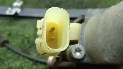 Second-hand car spare part passenger side right window regulator for hyundai getz (tb) 1.5 crdi oem iam references   