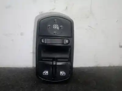 Second-hand car spare part left front power window switch for opel corsa e (x15) 1.4 (08, 68) oem iam references 13430017 - 315625731 Second-hand car spare part left front power window switch for opel corsa e (x15) 1.4 (08, 68) oem iam references 13430017 - 315625731