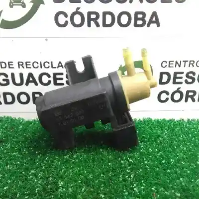 Second-hand car spare part vacuum valve for saab 9-3 combi (e50) 1.9 d oem iam references 55563532 - 70142100  
