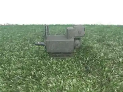 Автозапчастина б/у вакуумний клапан для audi a8 (d2) 4.2 v8 40v посилання на oem iam 077906283 - 72240201